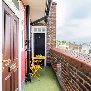  Apartment Stunning 1 Bed Flat In The Heart Of Greenwich